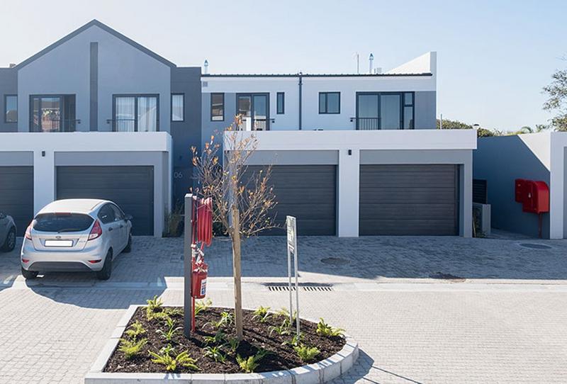2 Bedroom Property for Sale in Tijgerhof Western Cape